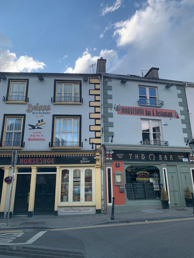 Behan'S Horseshoe Bar & Restaurant Listowel Exterior photo